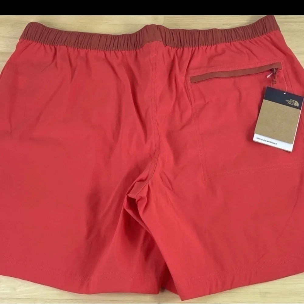 The North Face Class V Pull On Horizon Red Shorts - Men’s Size XL -New